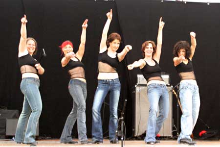 Schwungvolles mit der Aachener Formation Raja.