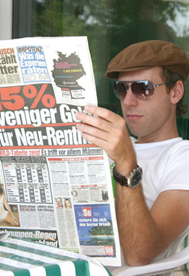 Pressewart Thomas Beys informiert sich...