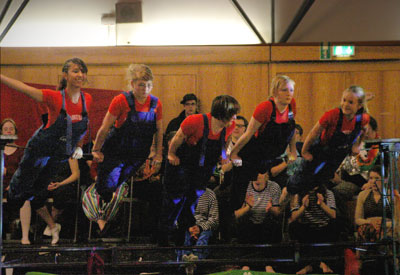 Nur gemeinsam wird es eine Show.               