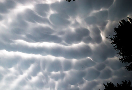 So fing es an: Ein Himmel wie Luftpolsterfolie. Foto: Tilmann Gabriel