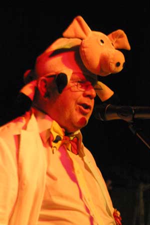 Schweinische Witze brachte „Eber" als Büttenredner.