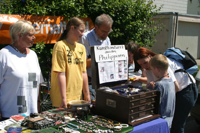 Kunsthandwerk von den Philippinen präsentiert von Amnesty International