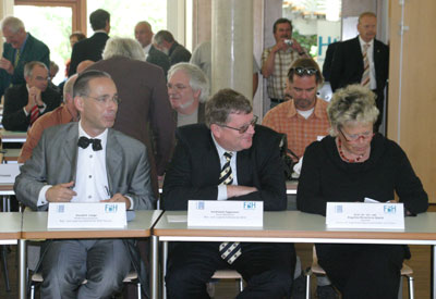 Erst kommt die Unterschrift…