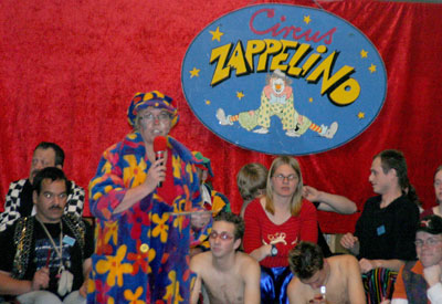 Manege frei für Beate Wirth-Weigelt und ihre Zirkuskünstler