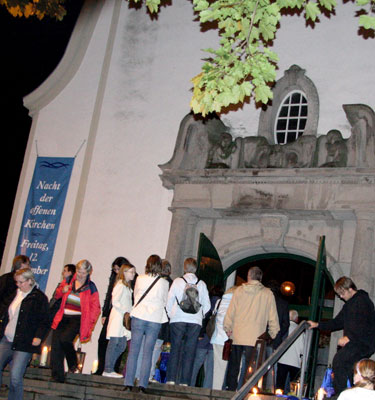 Einladung zum Eintreten in die Christuskirche