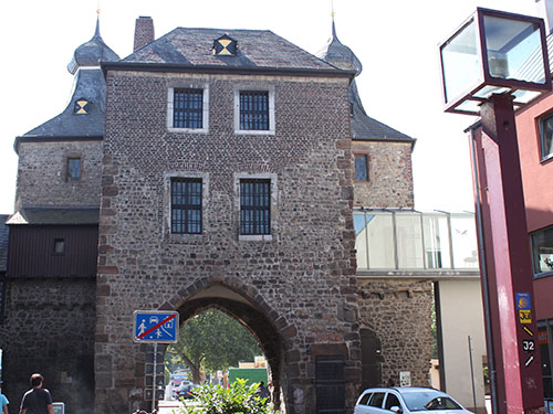 Die Tor-Flucht des Hexenturms