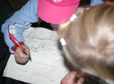 Auch Hausaufgaben waren zu machen: „Welches Gemüse lagert Hagrid in seiner Hütte?"