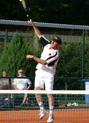 Schmetterball auf dem Center Court