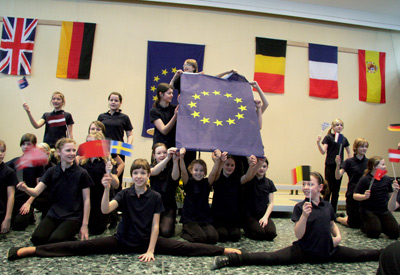 MGJ hält die Fahne hoch